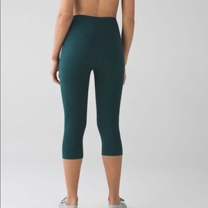 Lululemon Green Crop Leggings